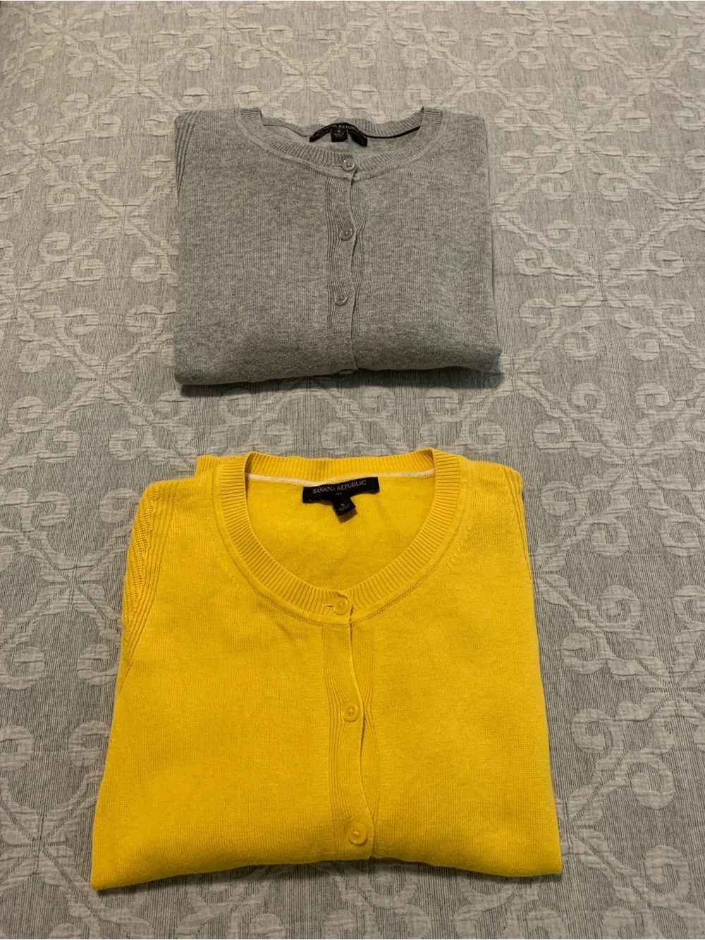 BUNDLE Banana Republic Yellow and Gray Women’s Cardigan Duo (Size S)